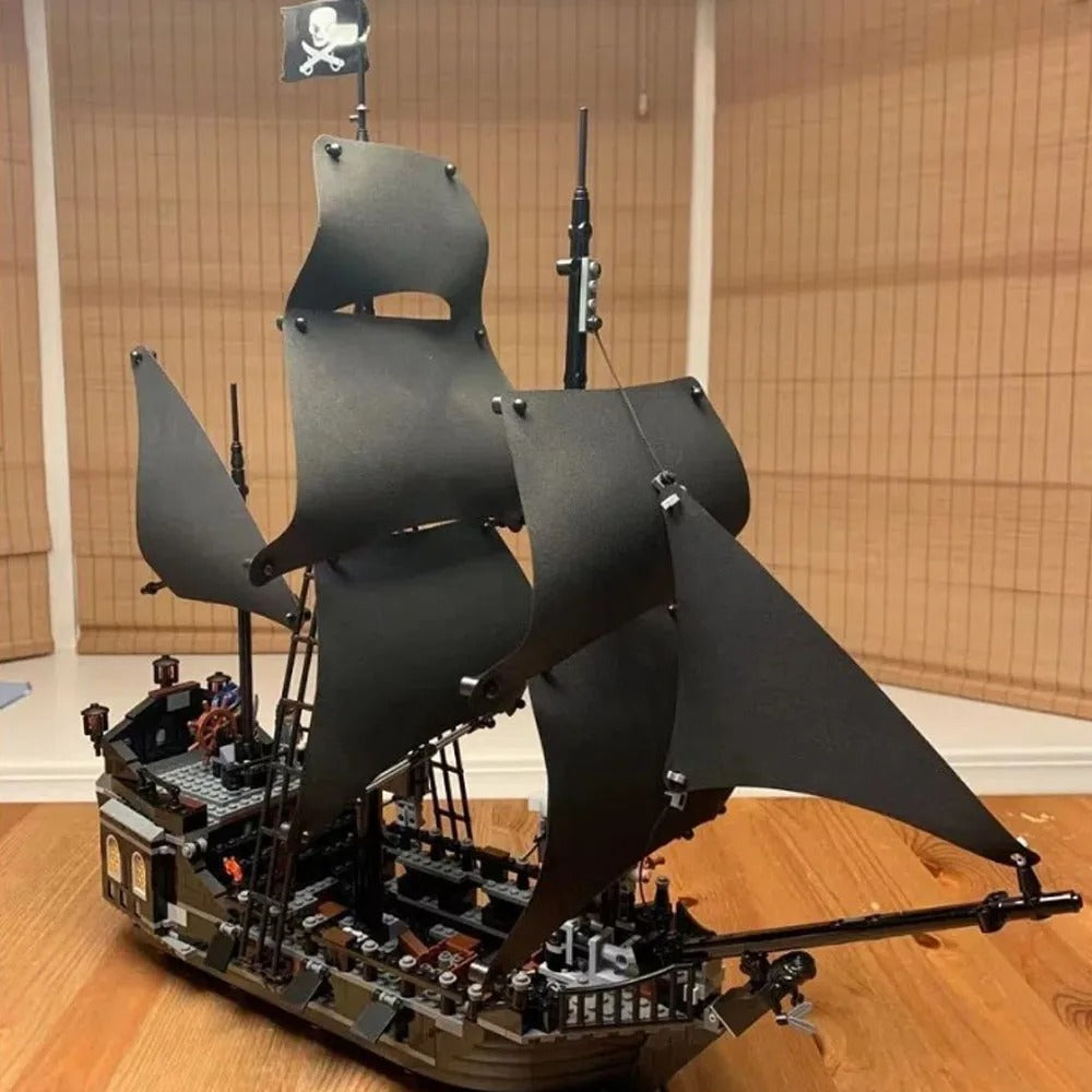 Pirates Of The Caribbean Ship Sailboat MOC Building Block Bricks Toys