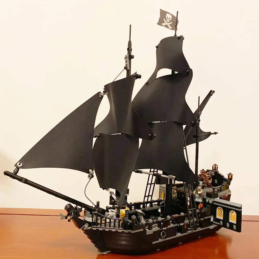 Pirates Of The Caribbean Ship Sailboat MOC Building Block Bricks Toys